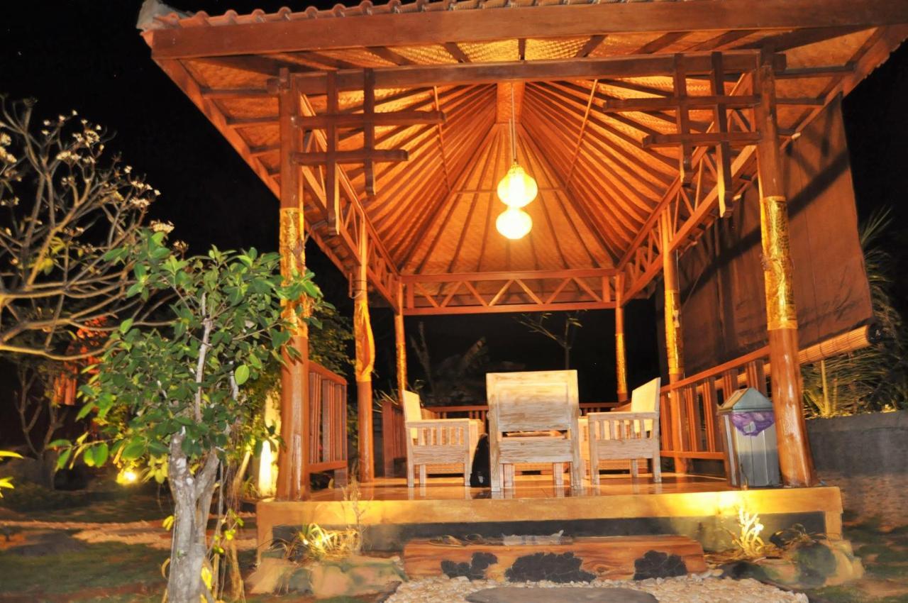 Setilas Bungalows Batununggul エクステリア 写真