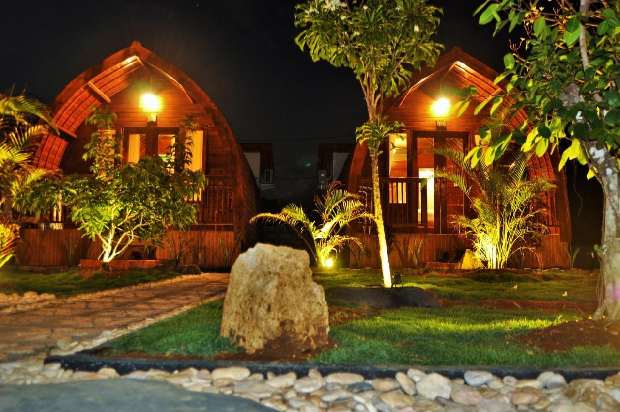 Setilas Bungalows Batununggul エクステリア 写真