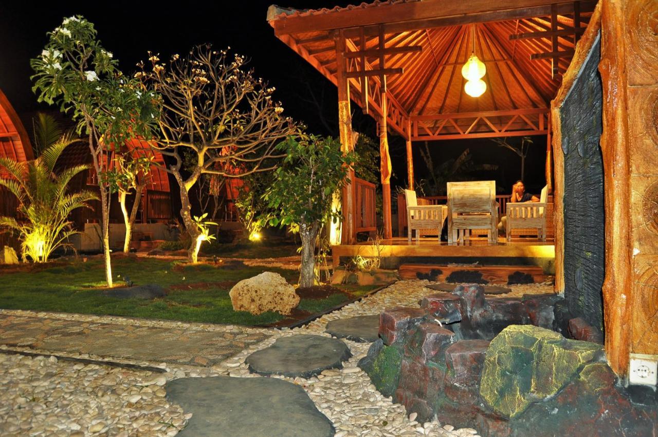 Setilas Bungalows Batununggul エクステリア 写真